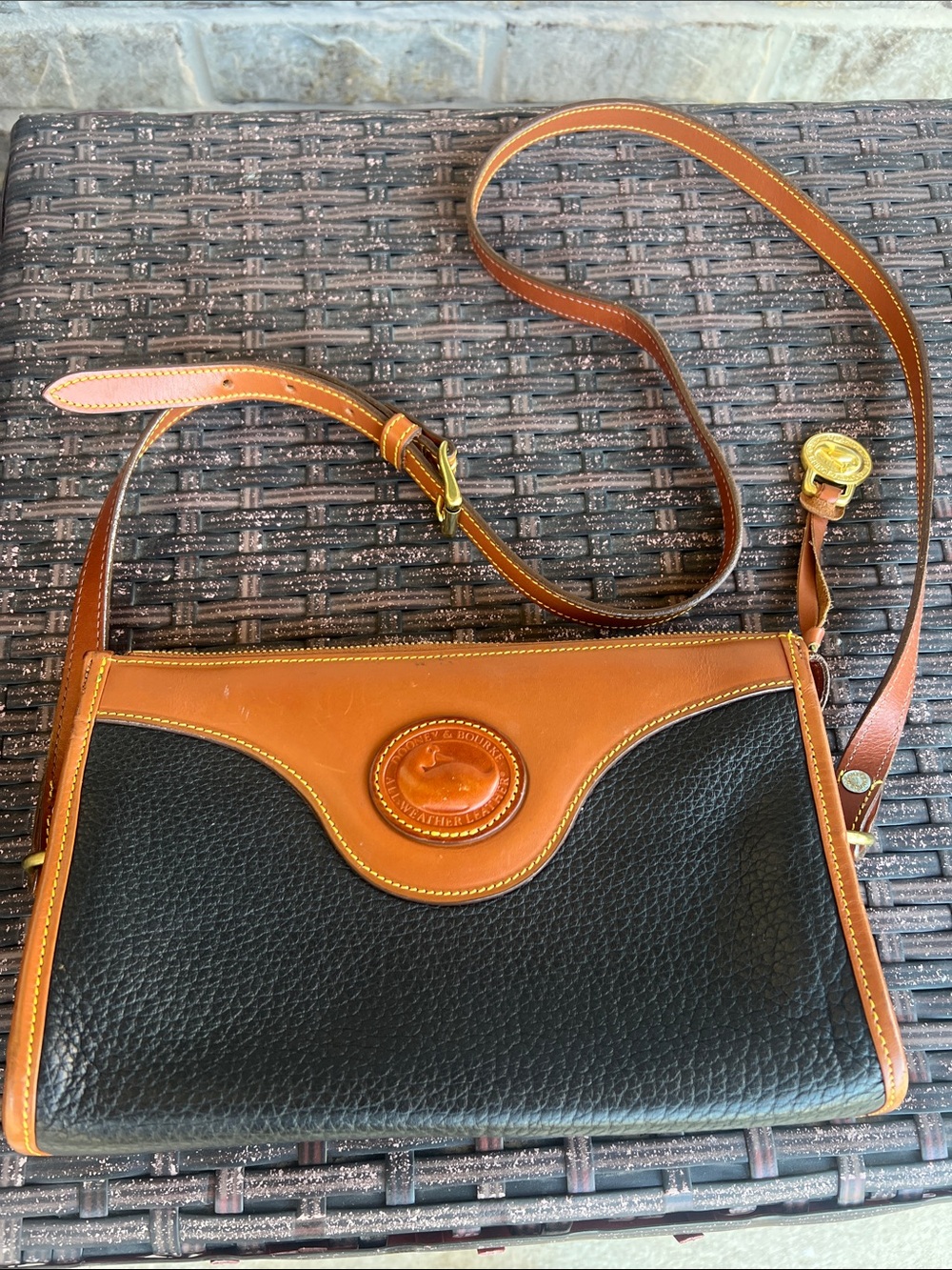 Dooney & Bourke Rare Find Vintage 8x5
